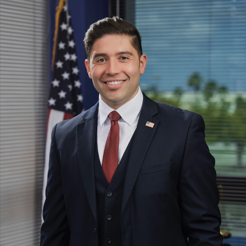 Roberto Gonzalez Photo